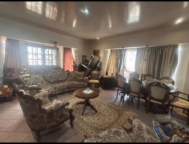 2 BEDROOM TOWNHOUSE FOR SALE IN MEYERVILLE